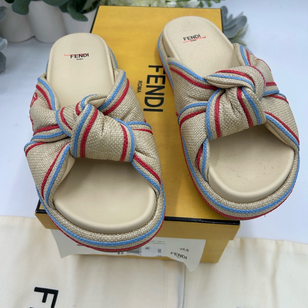 Women's Fendi KNOT cursive sandals size 39.5 made in Italy - Picture 3 of 10
